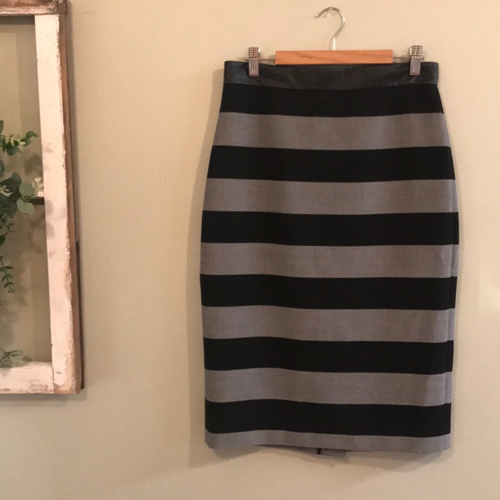 BANANA REPUBLIC Black and gray pencil skirt -Sz 6